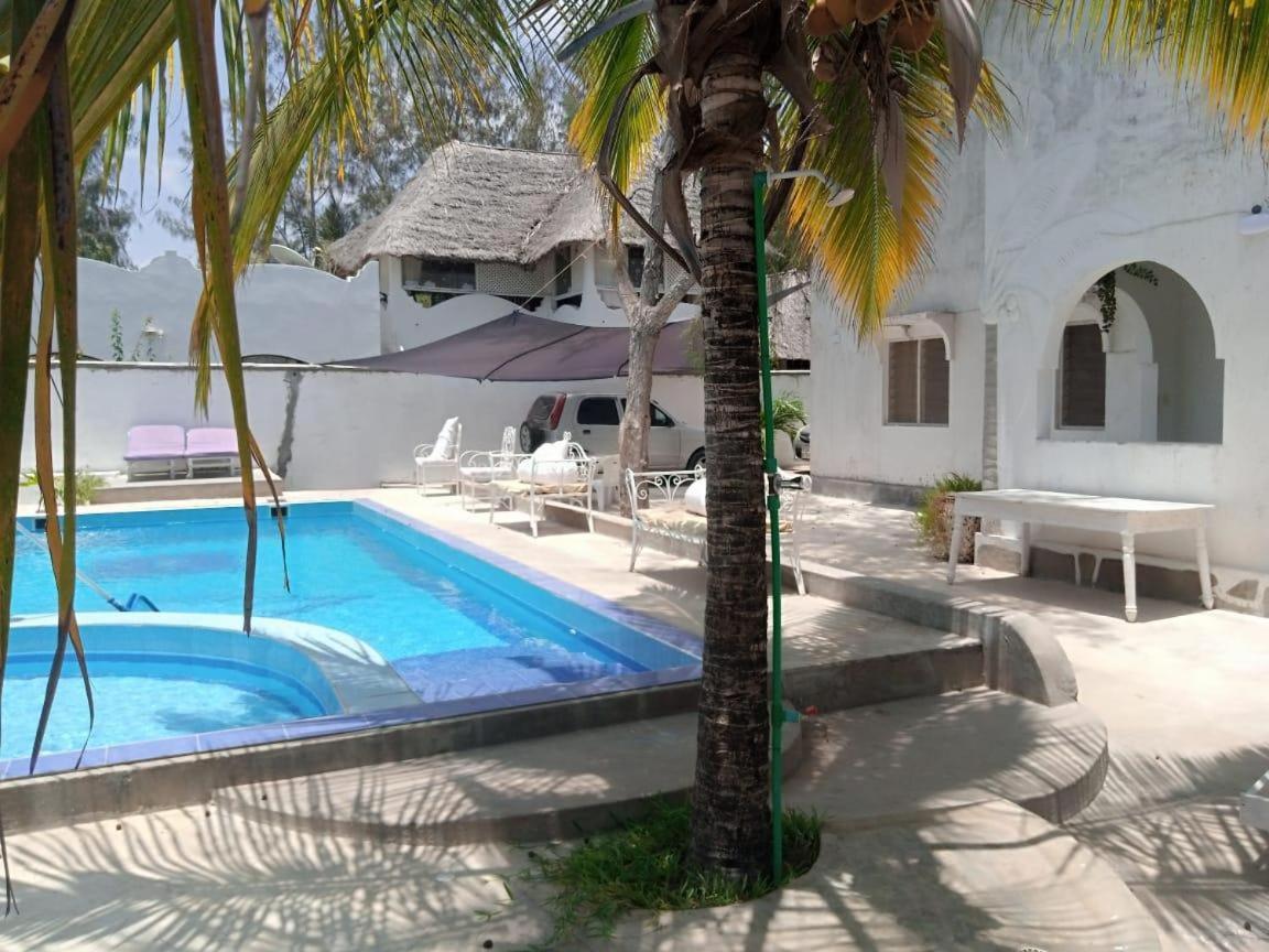 Nyumba Tulivu Apartment Watamu Luaran gambar