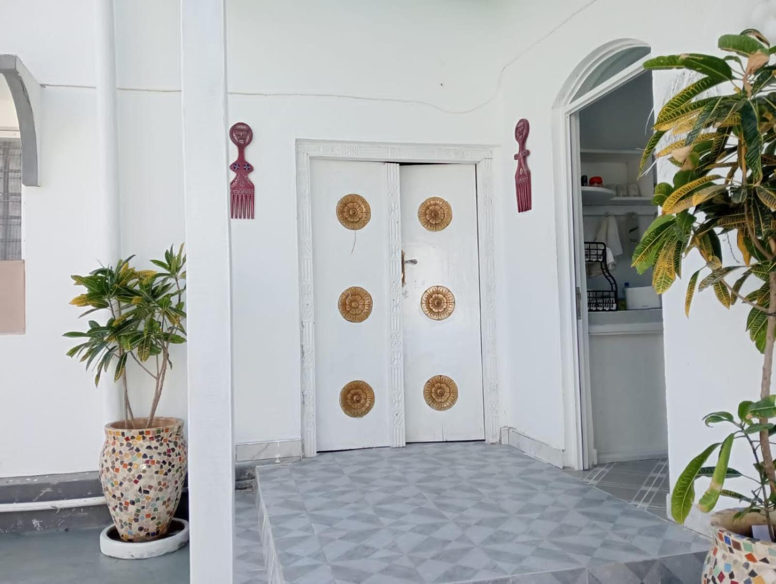 Nyumba Tulivu Apartment Watamu Luaran gambar